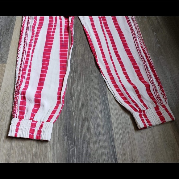 HEMANT AND NANDITA JOGGER/PANT - Picture 11 of 16